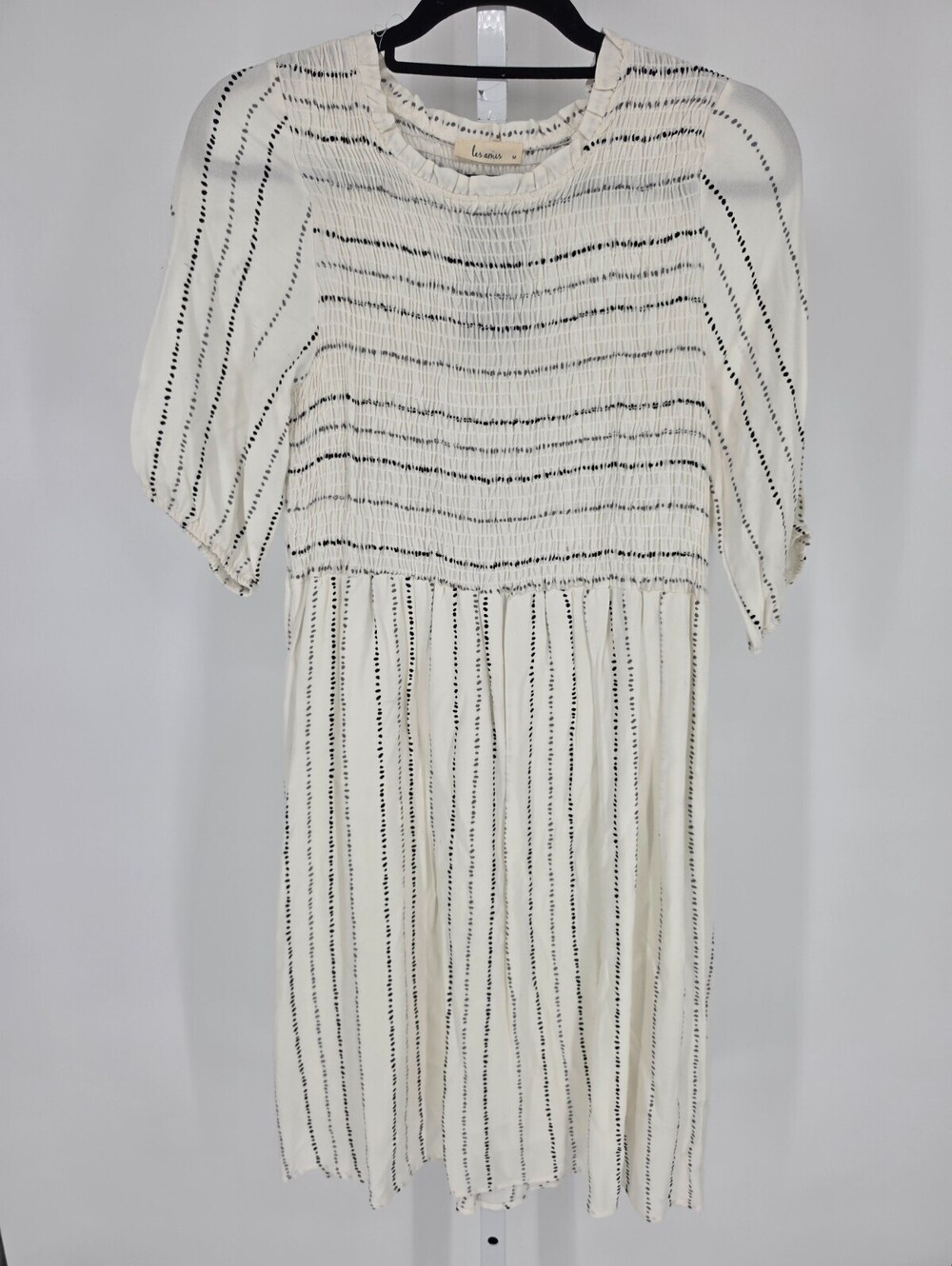 Les Amis Womens Sz S Knee Length 1/2 Sleeve Dress Smocked Cream Gray Striped NEW